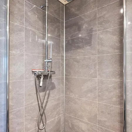 Apartment Historic House With Sunny Terrace Bergen