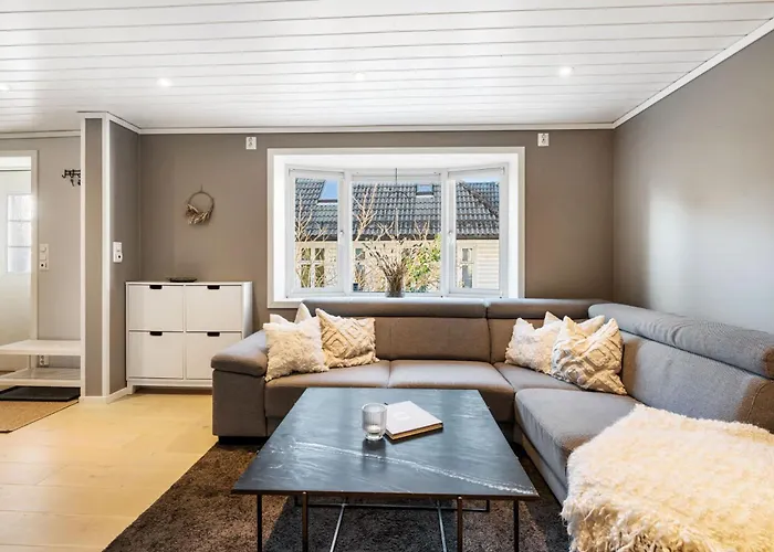 Historic House With Sunny Terrace *