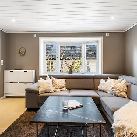 Historic House With Sunny Terrace *