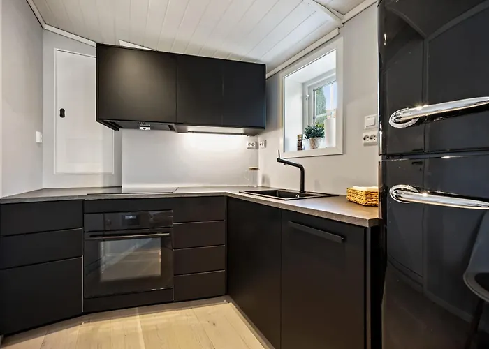 Historic House With Sunny Terrace *